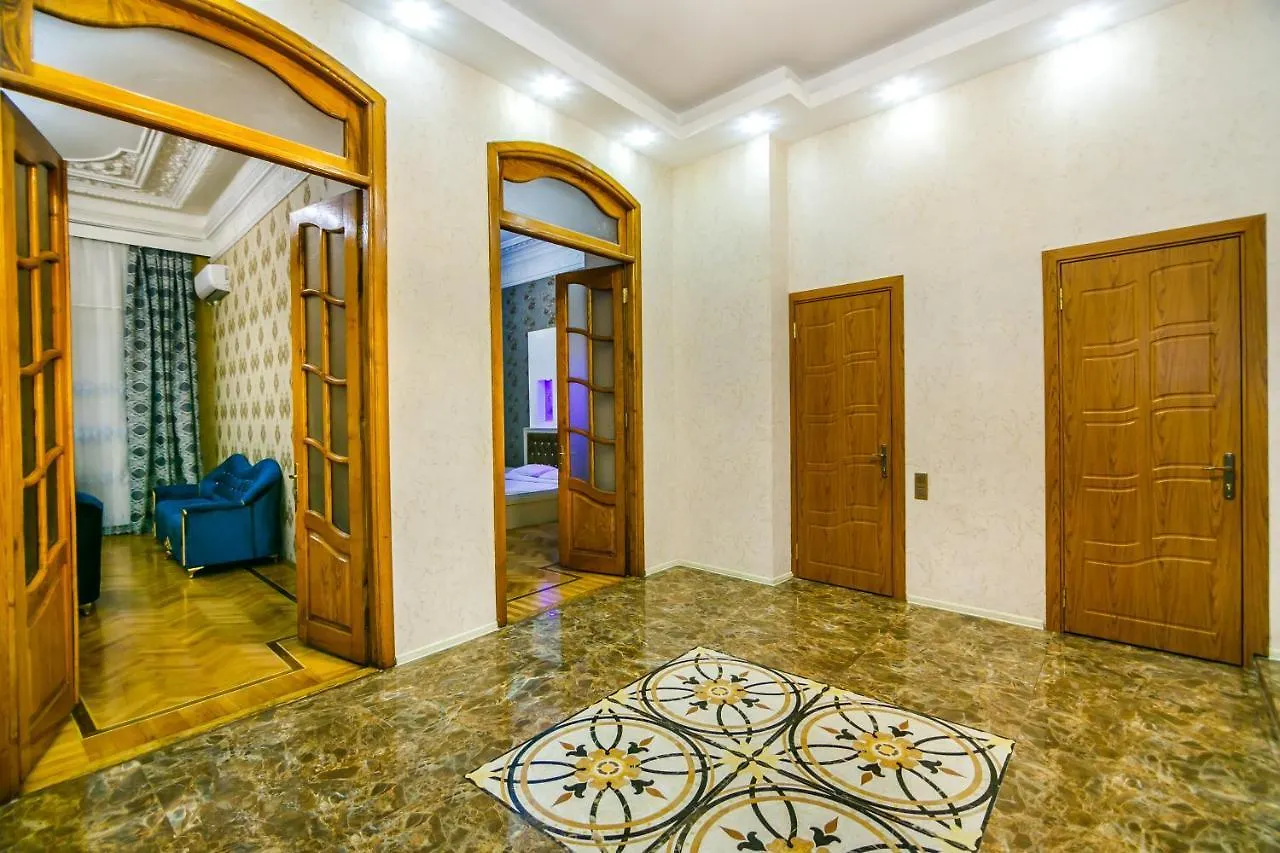 Hezi Aslanov House In City Centre Baku